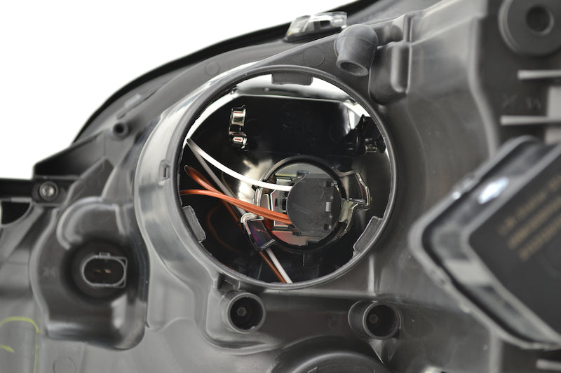 Hella 2007-2007 Mercedes-Benz GL320 Headlight Assembly - 263400461