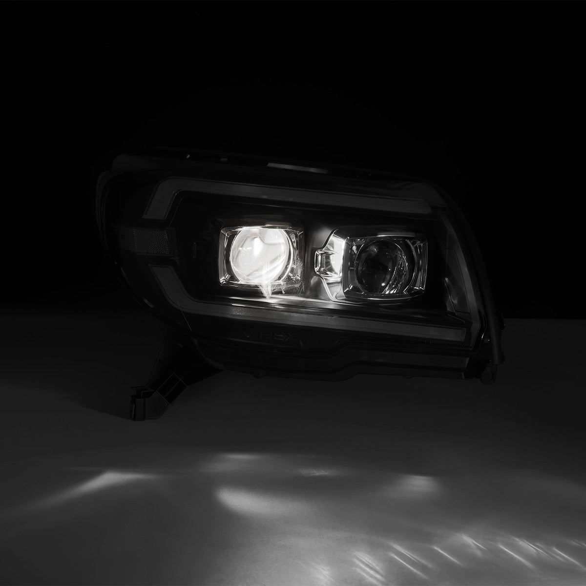 Alpharex 03-09 Toyota 4Runner LUXX LED Projector Headlights Blk w/ Activ Light/Seq Signal/SB DRL - 880373 for 2003-2009 Toyot