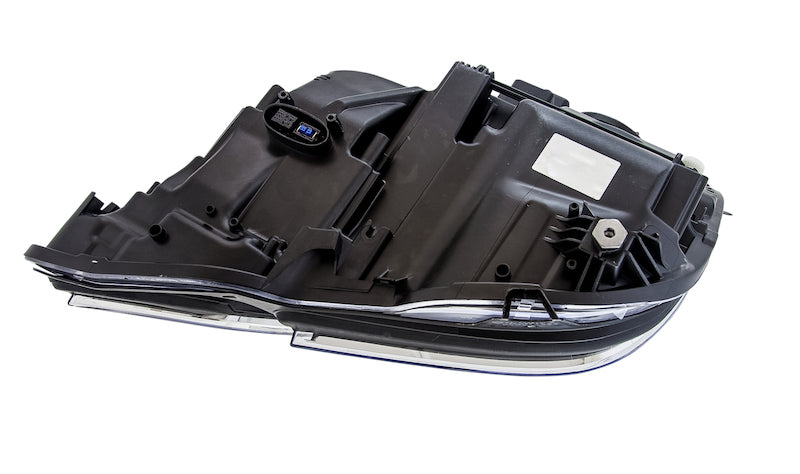 Hella 2010-2013 Mercedes-Benz E300 E350 E400 E550 Bi-Xenon Headlight Assembly - 011705141