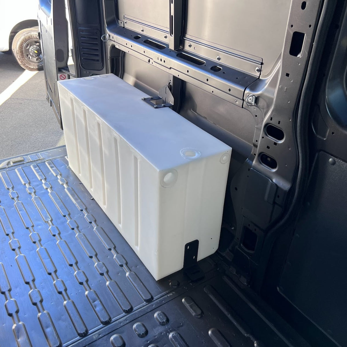 S&amp;B 39 GALLON WHEEL WELL WATER TANK FOR 2013-2024 DODGE / RAM PROMASTER 1500, 2500, 3500 136&quot;, 159&quot;, AND 159&quot; EXT (BOTH SIDES) - 10-3018