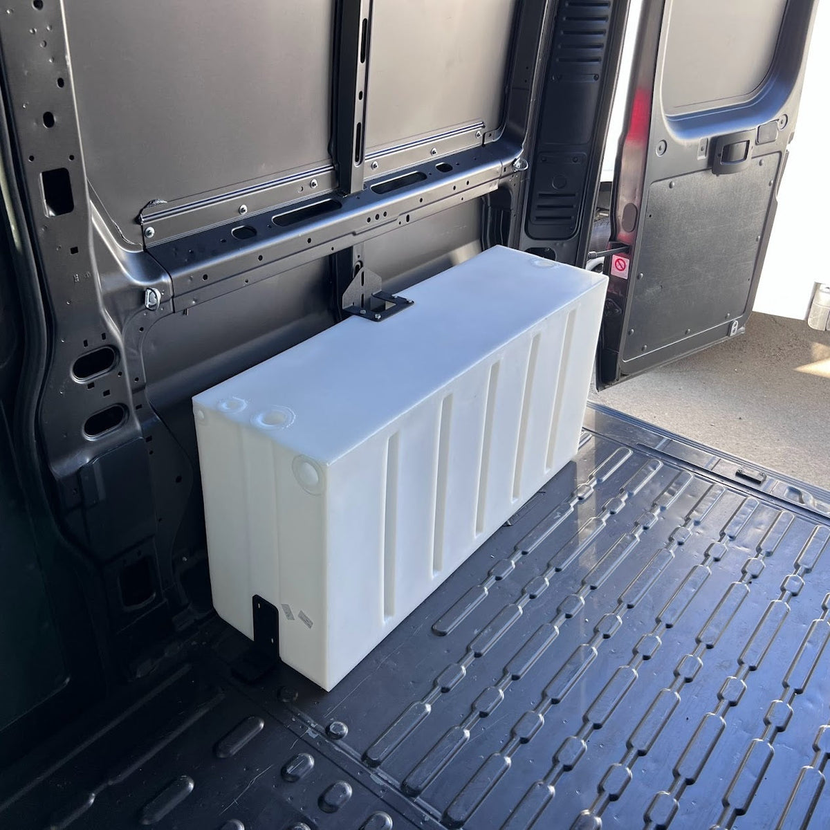 S&amp;B 39 GALLON WHEEL WELL WATER TANK FOR 2013-2024 DODGE / RAM PROMASTER 1500, 2500, 3500 136&quot;, 159&quot;, AND 159&quot; EXT (BOTH SIDES) - 10-3018