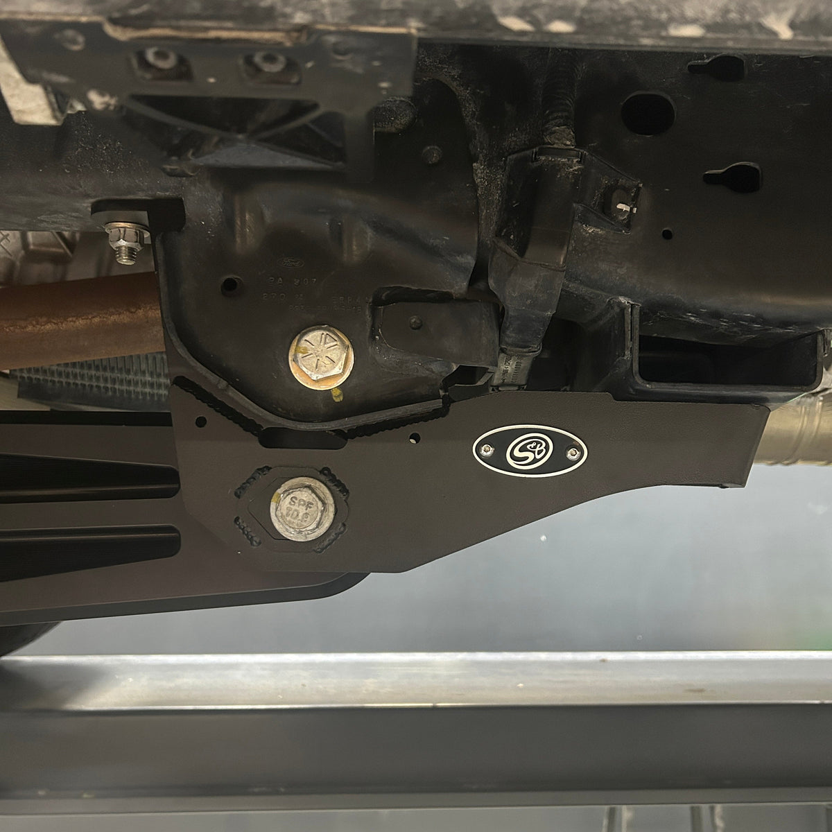 S&amp;B Radius Arm Drop - 2023+ Super Duty 2.5&quot; Lift - 105129