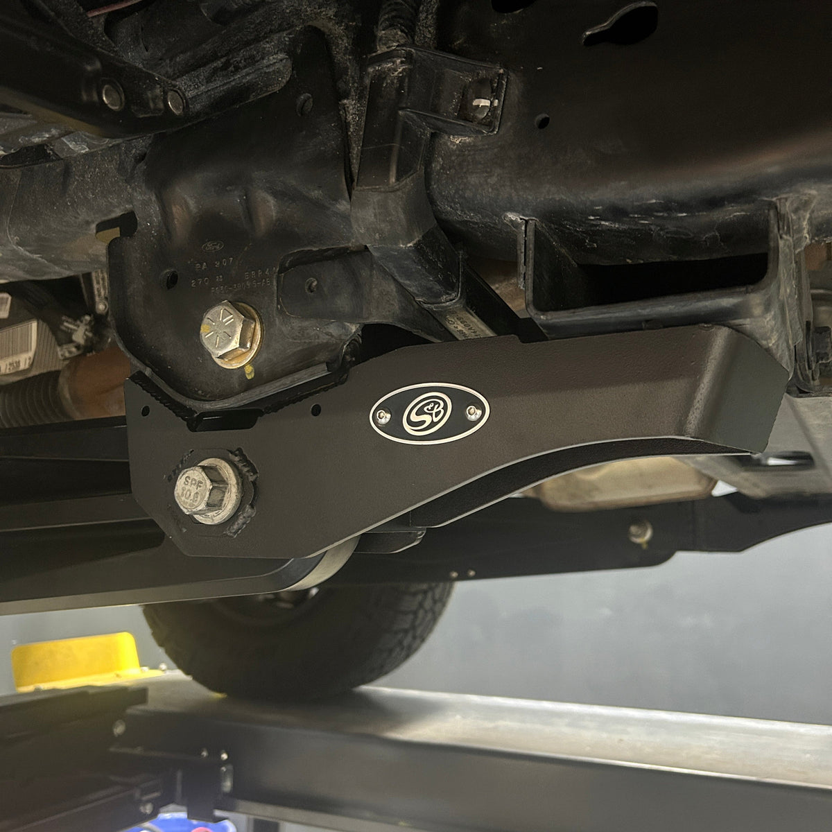 S&amp;B Radius Arm Drop - 2023+ Super Duty 2.5&quot; Lift - 105129
