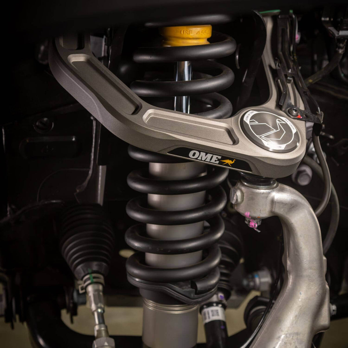 Old Man Emu 2024+ Toyota Tacoma MT64 Kit w/Forged Billet UCA FR 3IN/220-330LB RR 2IN/0LB - 1130K