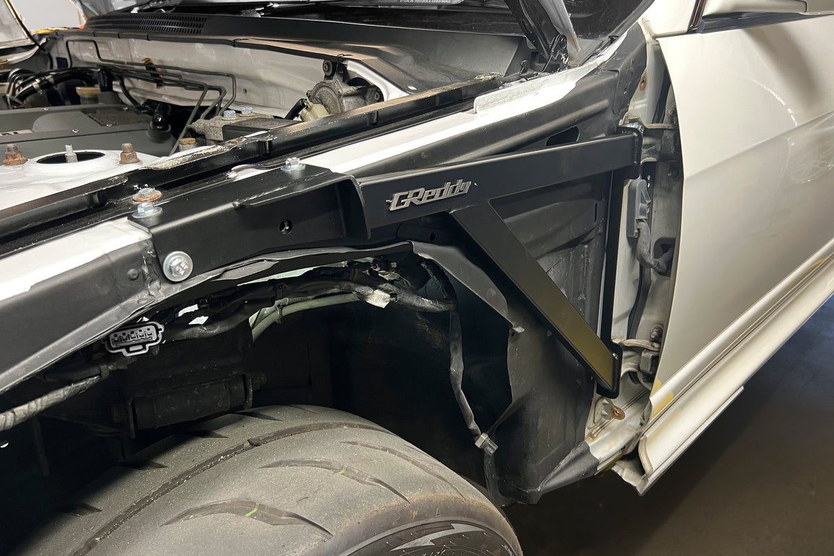 GReddy - Skyline GT-R (BCNR33) Front Fender Brace - 14028103