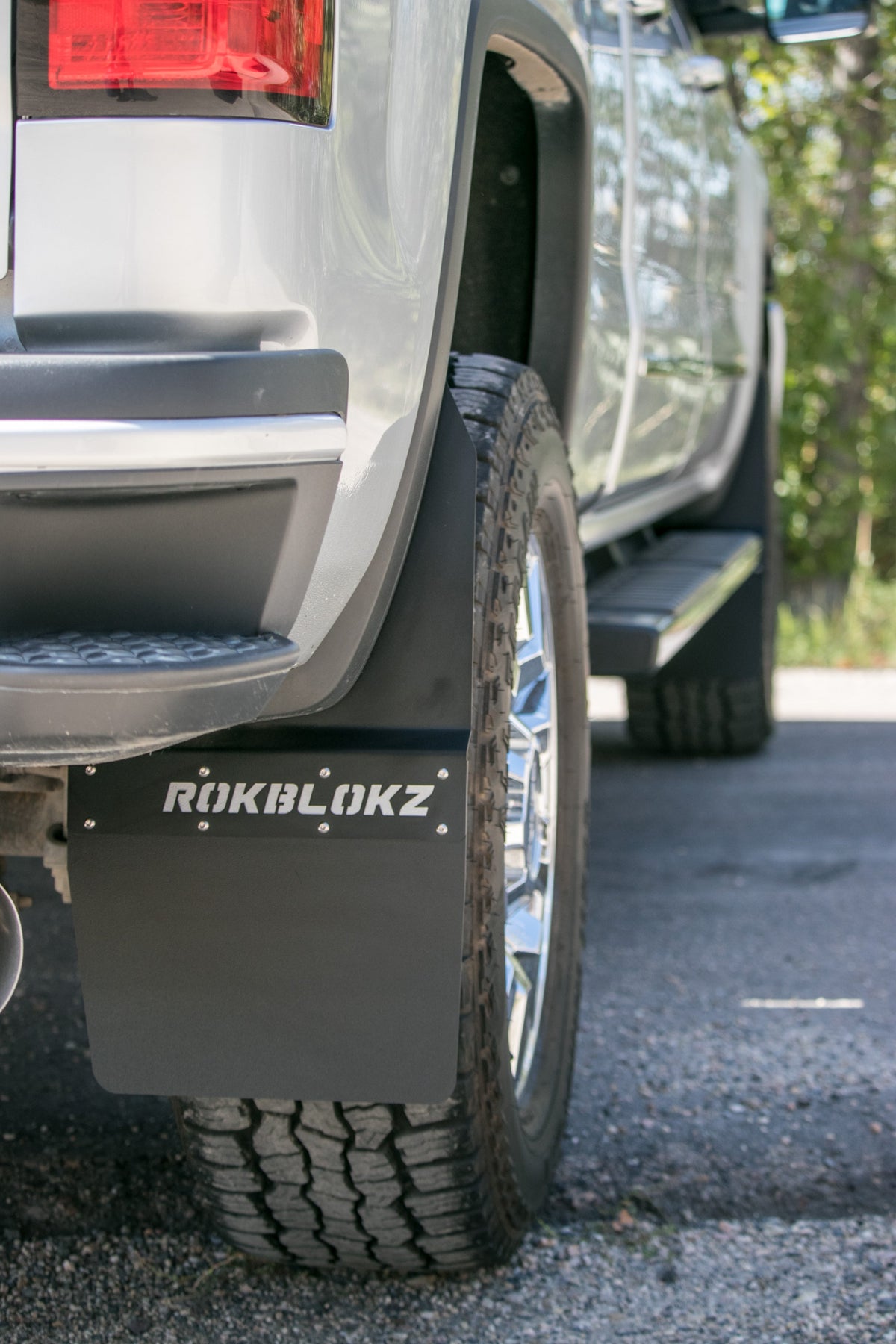 RokBlokz - GMC Sierra 1500/2500/3500 HD STEPBACK (3rd Gen) 2015-2019 Mud Flaps