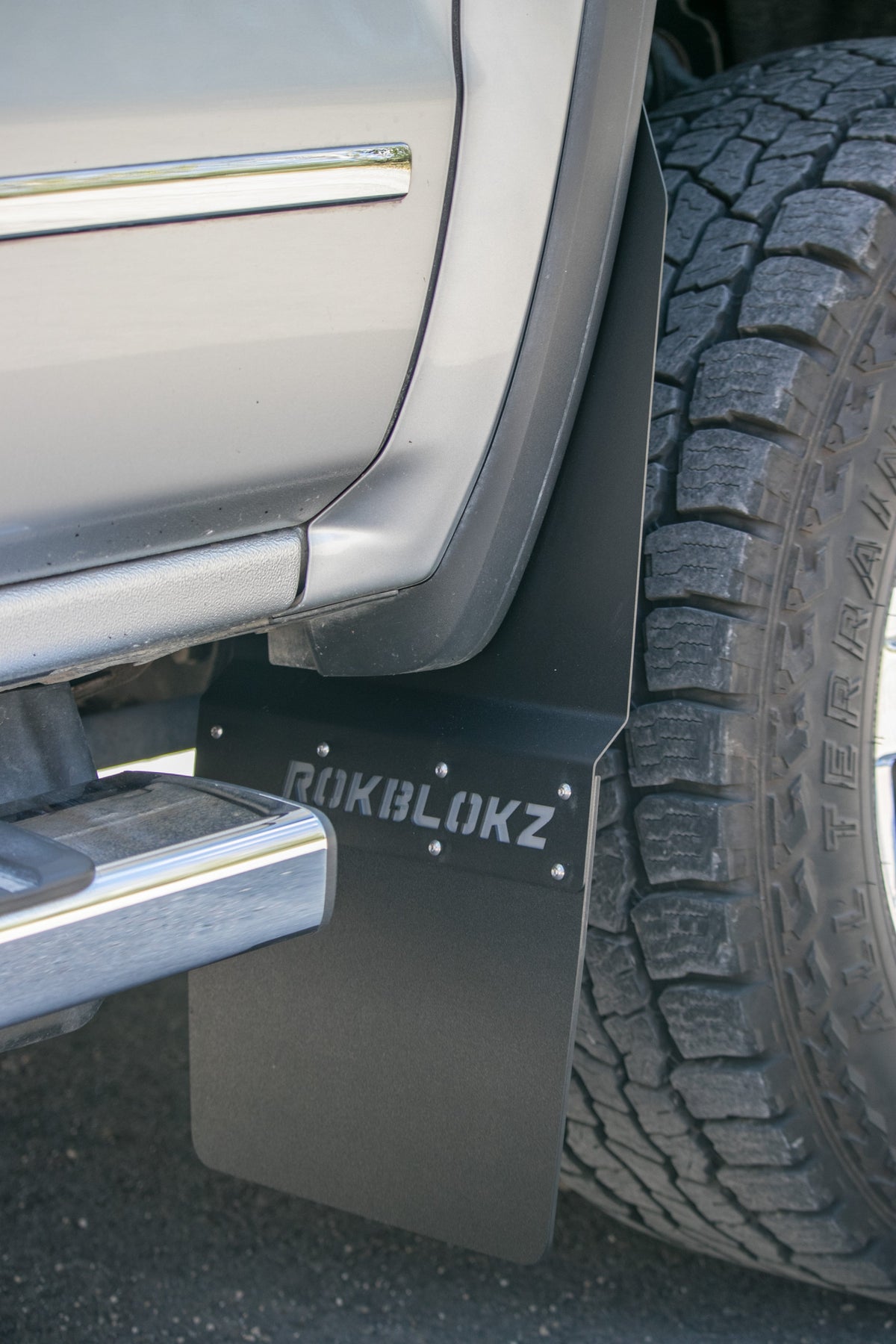 RokBlokz - GMC Sierra 1500/2500/3500 HD STEPBACK (3rd Gen) 2015-2019 Mud Flaps