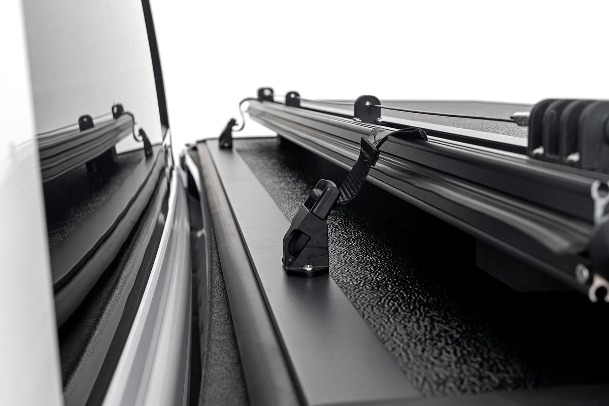Rough Country - Hard Low Profile Bed Cover -6&#39;4&quot; - No Rambox - Ram 1500 (19-23)/1500 TRX (21-23) - 47320650