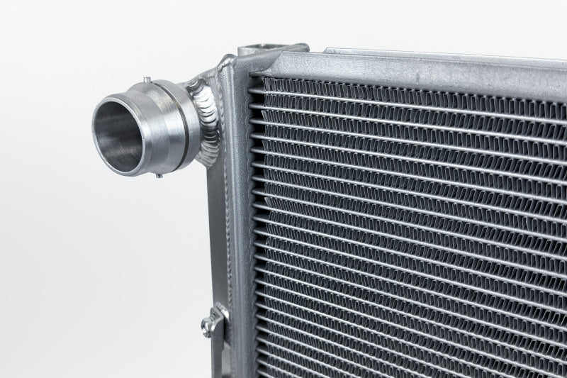CSF Porsche 955/957 Cayenne / Audi Q7 / VW Touareg Heavy-Duty Performance Radiator - 7227