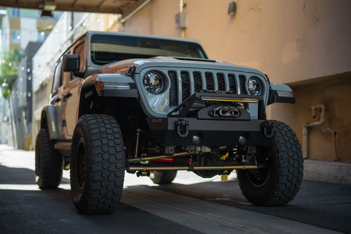 DV8 Offroad - 20-Inch Halo Elite Single Row Light Bar with Accent Light - BE20SW105W-H