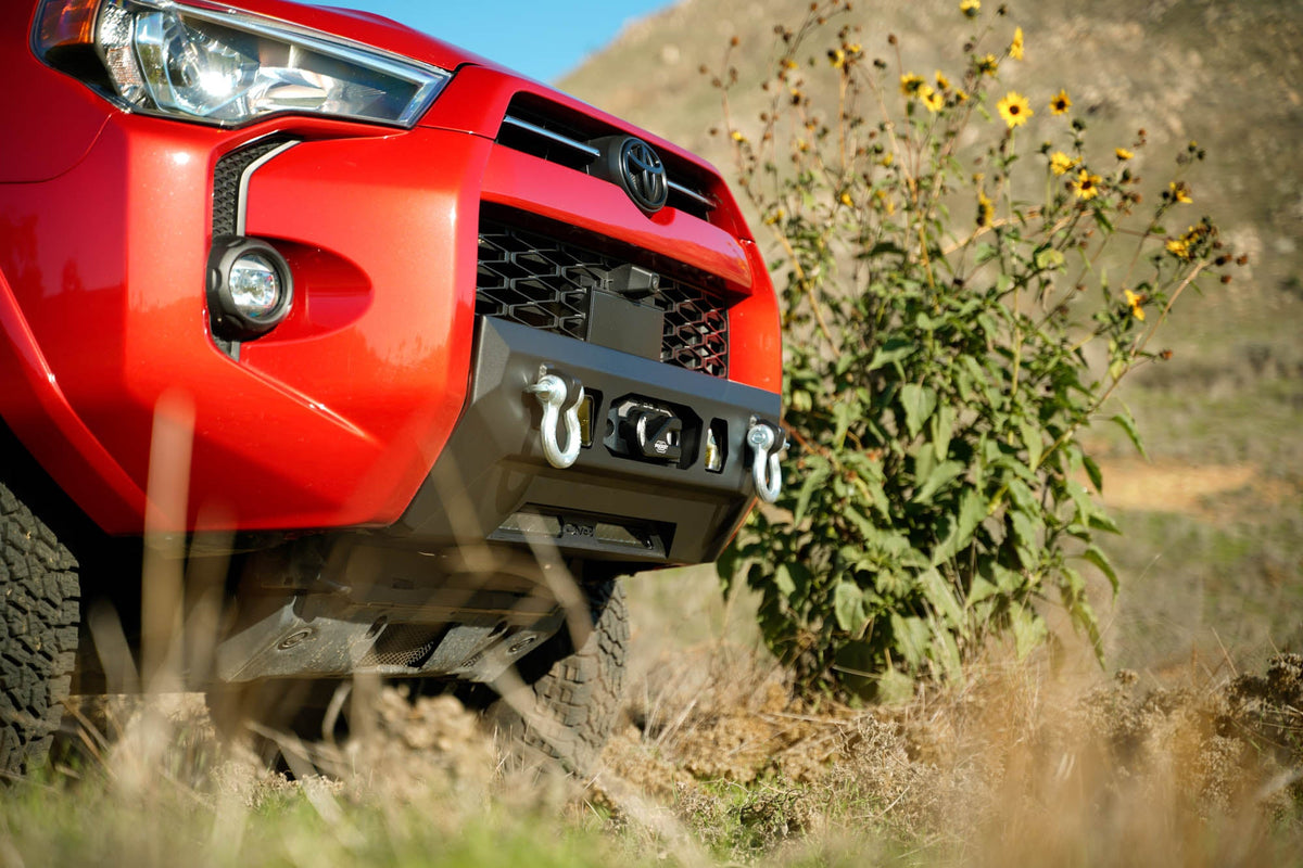 DV8 Offroad - 2014-2024 Toyota 4Runner | Centric Series Winch Front Bumper - FBTF3-02