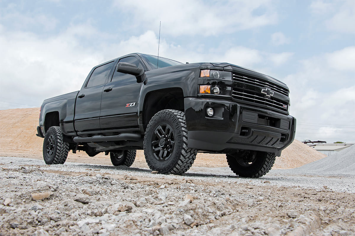 Rough Country - 3.5 Inch Lift Kit - M1 - Chevy/GMC 2500HD/3500HD (11-19) - 95940 by Rough Country - installed view