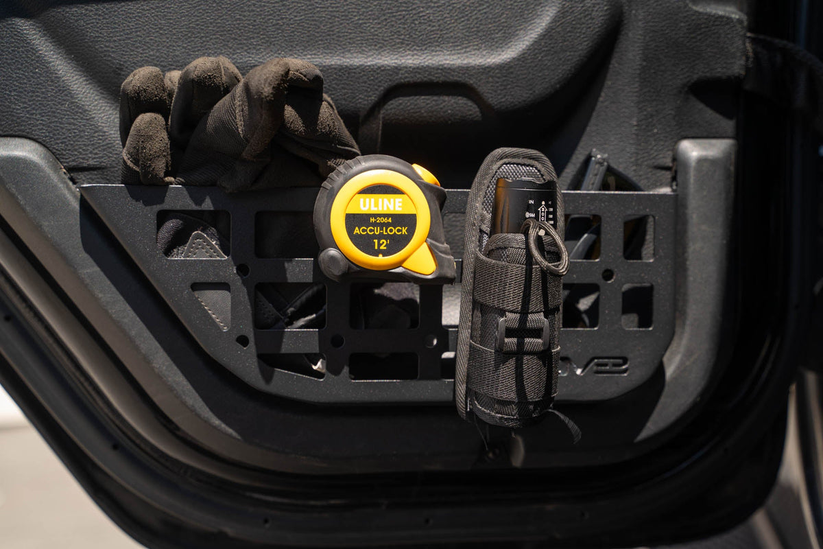 DV8 Offroad - 2018-2026 Jeep Wrangler JL & 2020-2026 Gladiator JT | Slim Rear Door Molle Pockets - MPJL-08