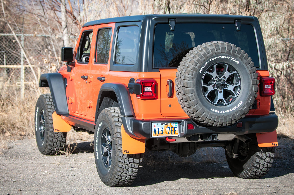 Jeep Rubicon JL w/3.5&quot; lift, 37&quot; tires on stock wheels and 1.5&quot; spacer with Regular size flaps by Rokblokz