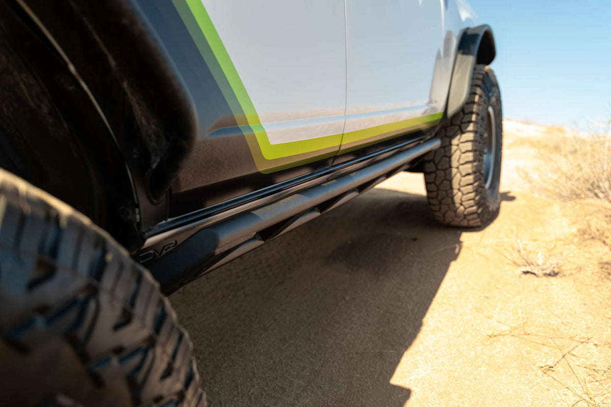 DV8 Offroad - 2021-2026 Ford Bronco | FS-15 4-Door Rock Sliders V2 - SRBR-07