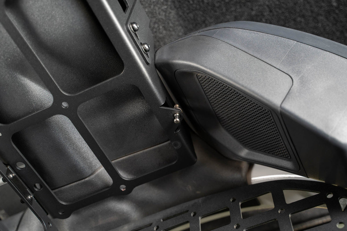 DV8 Offroad - 2021-2024 Ford Bronco | Dog Barrier - MPBR-10
