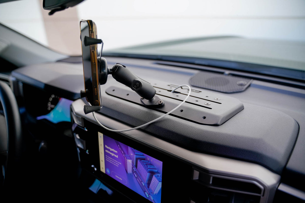 DV8 Offroad - 2022-2026 Toyota Tundra & 2023 Sequoia | Digital Device Dash Mount - DMT2-01