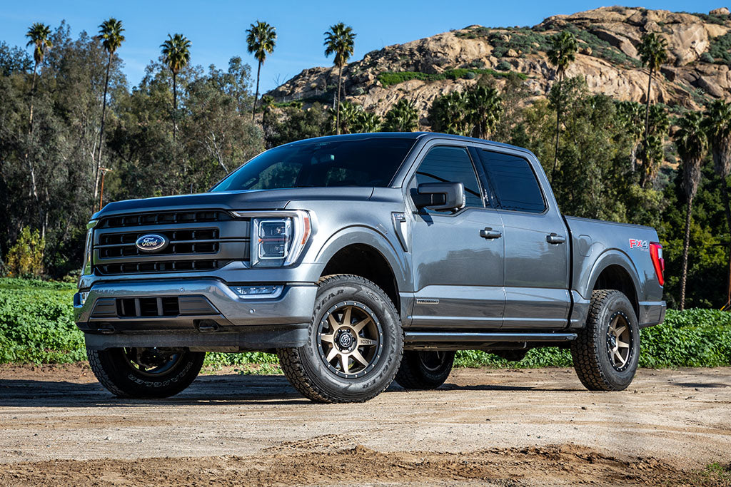 ICON 21-23 Ford F150 4WD 2.7in To 3.5in Stage 1 Suspension System - K93131T