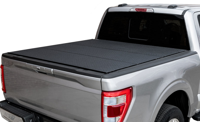 Access LOMAX Pro Series 2022+ Rivian R1T 4ft 6in Bed (w/ OEM Tonneau Track) Cover -Blk Diamond Mist - B0080019