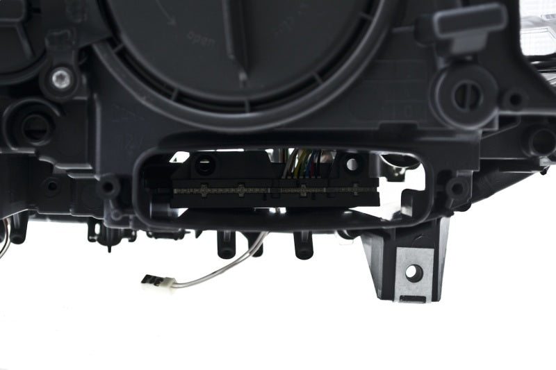 Hella 2011 Bmw 5Ser Sdn F10 W/Ahl - Headlamp Rh Xen - 010131661