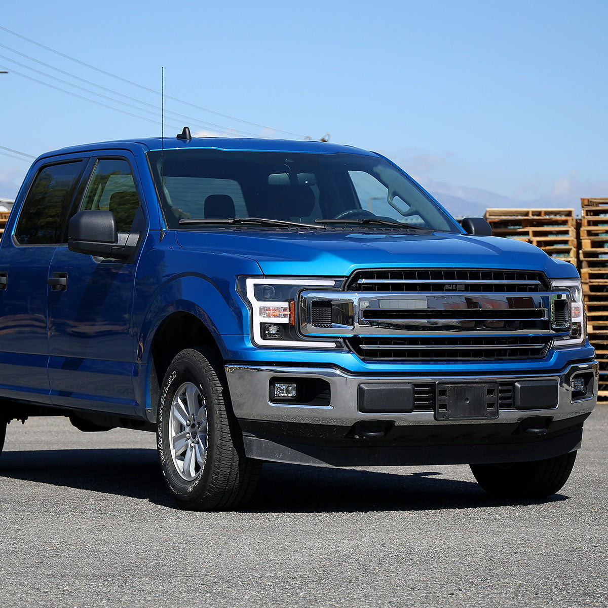 Spec-D Tuning - 2018-2020 Ford F-150 LED C-Bar Projector Headlights (Black Housing / Clear Lens) - 2LHP-F15018JM-TM