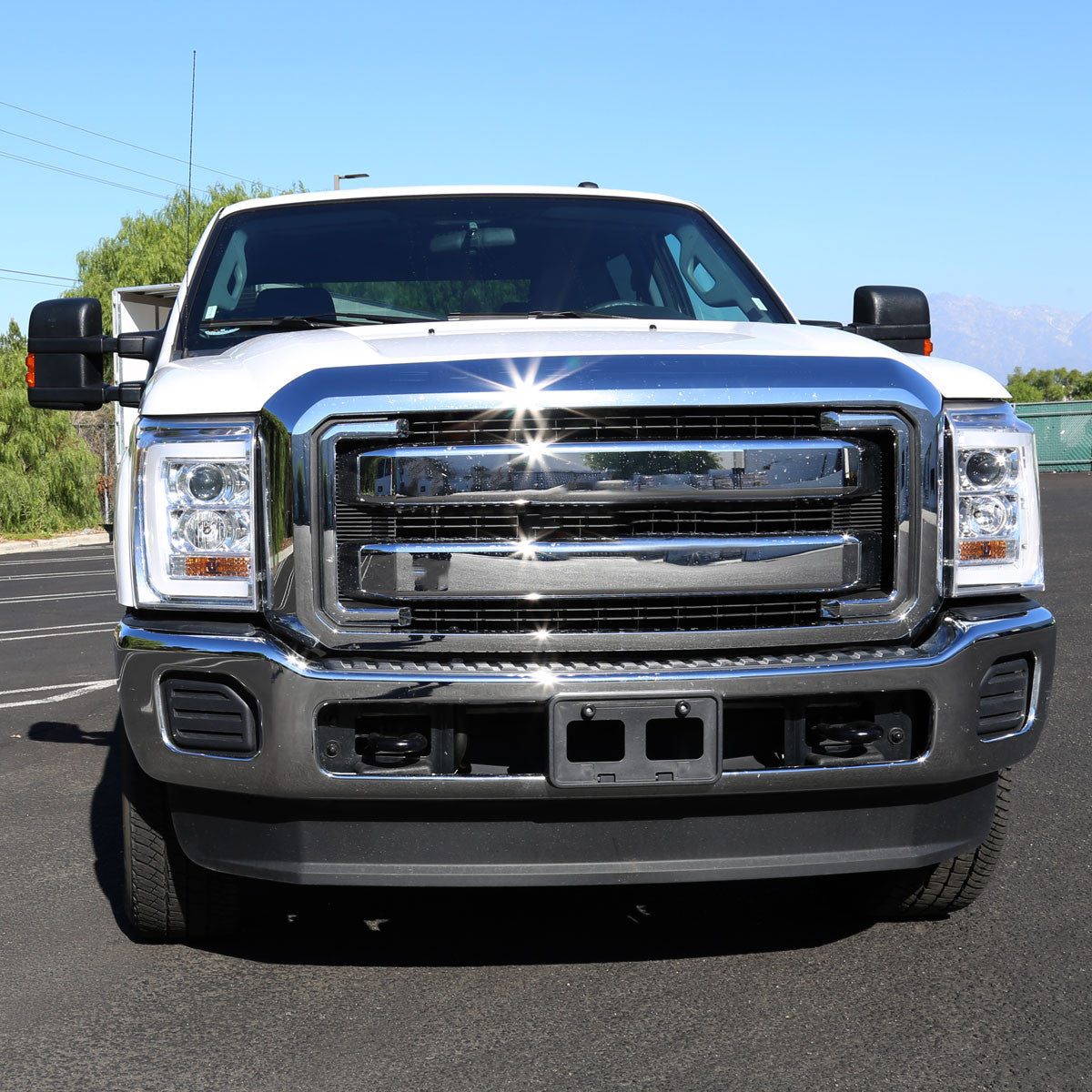 Spec-D Tuning - 2011-2016 F-250/F-350/F-450/F-550 LED C-Bar Projector Headlights (Chrome Housing/Clear Lens) - 2LHP-F25011-TM