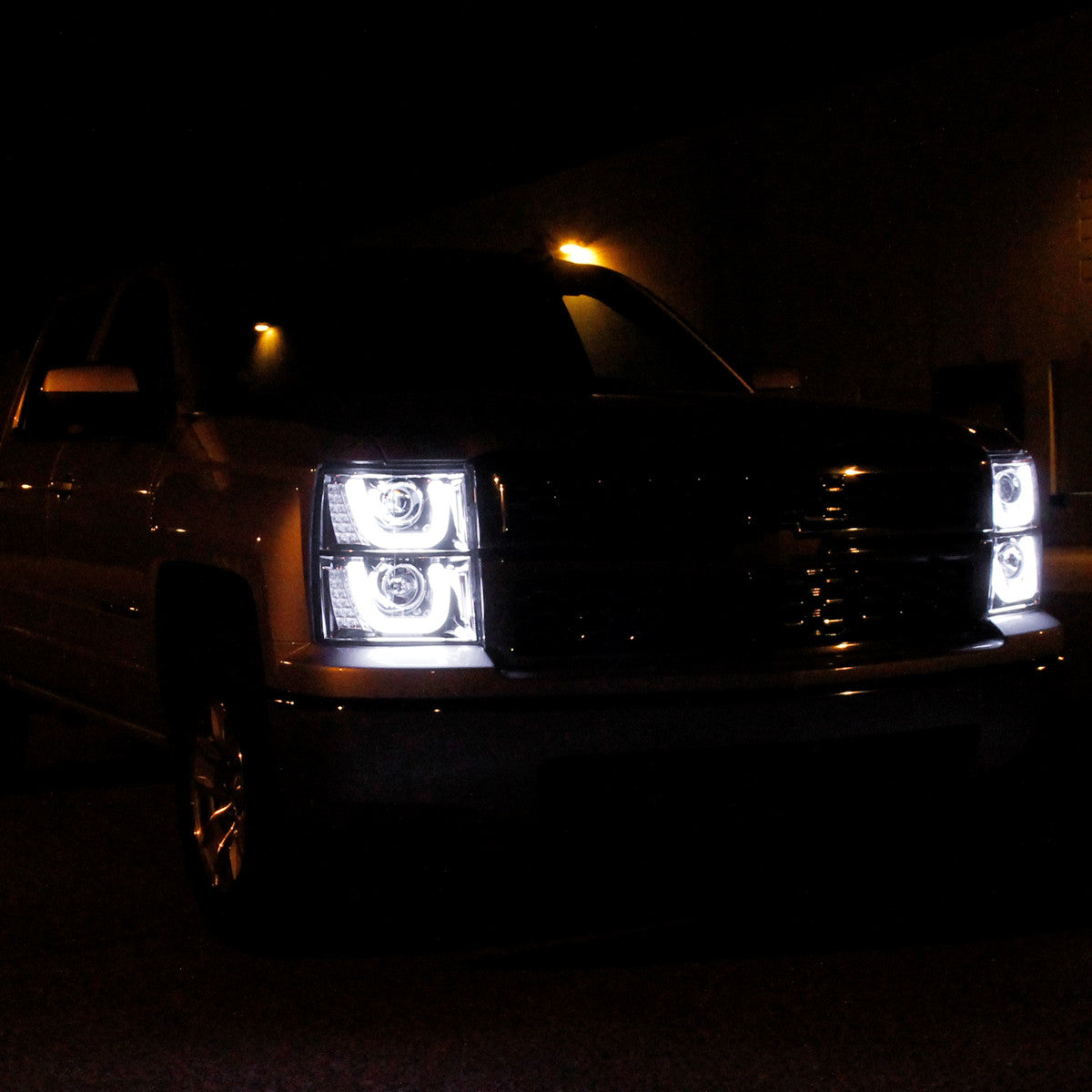Spec-D Tuning - 2014-2015 Chevrolet Silverado 1500 Dual LED U-Bar Projector Headlights w/ LED Turn Signal Lights (Chrome Housing/Clear Lens) - 2LHP-SIV14-TM
