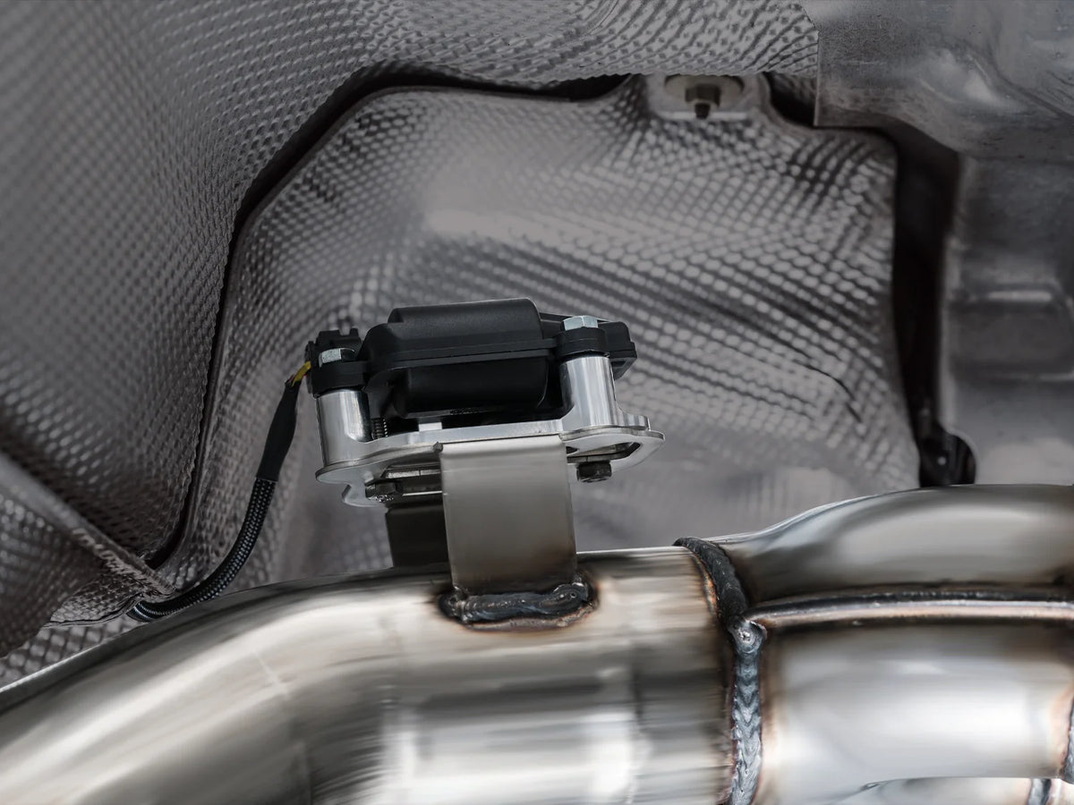 AWE Tuning 23-24 BMW G87 M2 Track Edition Exhaust - Diamond Black Tips - 3020-43487