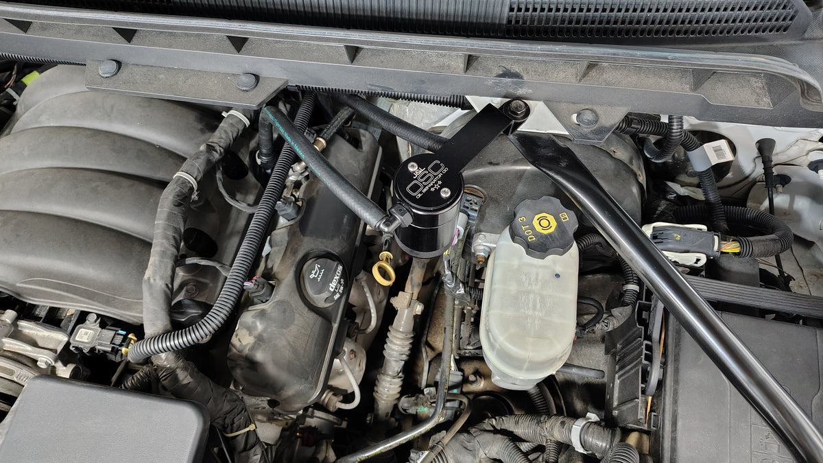 J&L 14-18 Chevy Silverado 1500 / 14-18 GMC Sierra 1500 4.3L V6 Oil Separator - Black Anodized - 3123D-B