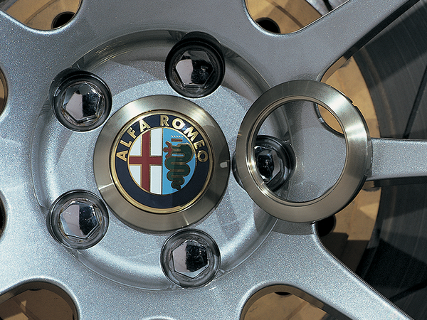Advan 65mm Alfa Romeo Centercap Adapter Ring - Silver Alumite - Z8064 by Advan