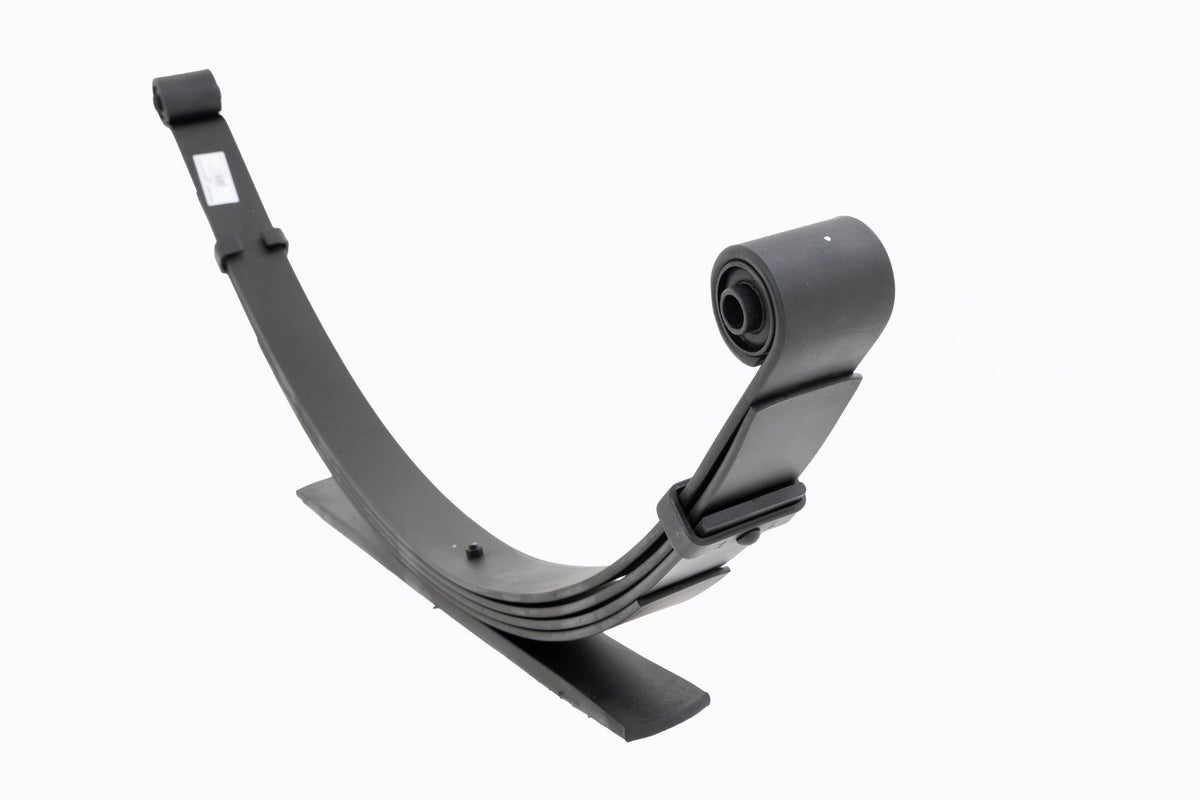 Rear Leaf Springs | 6&quot; Lift | Pair | Ford F-250/F-350 Super Duty 4WD (99-07)