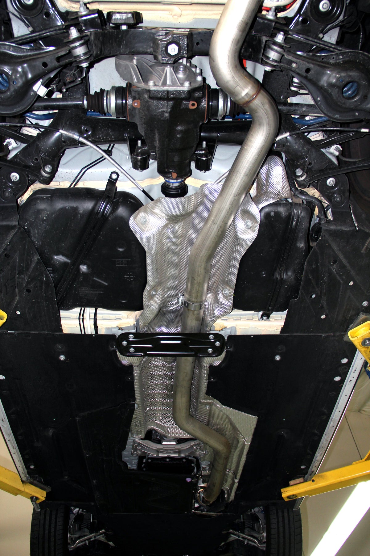 Dinan - High Flow Mid-Pipe - 2017-2021 BMW M240i - D660-0068