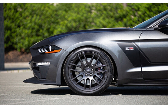 Roush - 2018-2023 Roush Mustang Chin Spoiler and Wheel Shroud 3-Piece Aero Kit - 422082