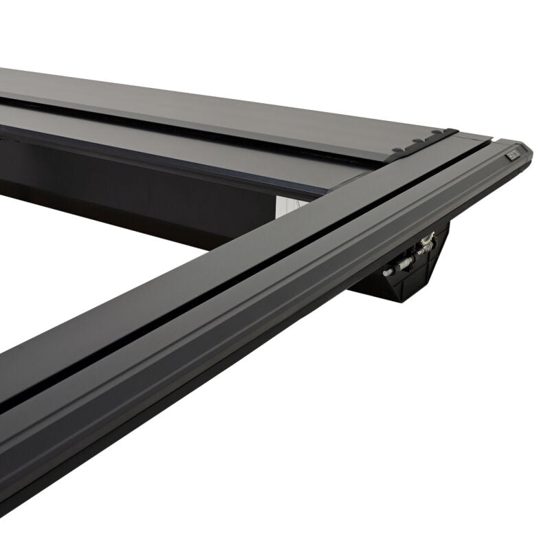 Westin Manual Retractable Tonneau Cover 22-26 Toyota Tundra 5.5ft Bed Black - 19-60285