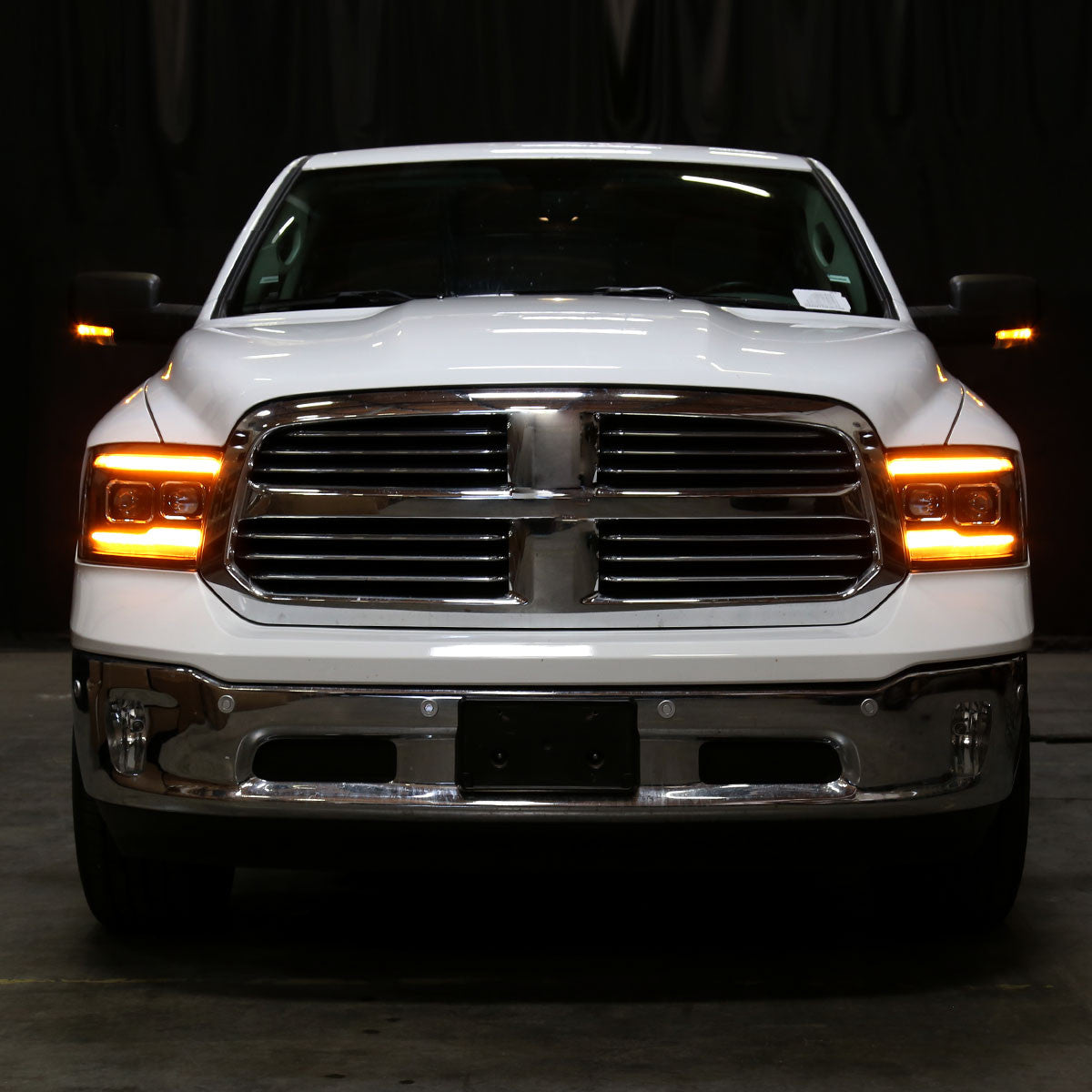 Spec-D Tuning - 2009-2018 Dodge RAM 1500  / 2019-2021 RAM Classic / 2010-2018 RAM 2500 3500 Projector Headlights w/ Amber LED Sequential Turn Signal (Matte Black Housing/Clear Lens) - 4LHP-RAM09JMG7-SQ-RS