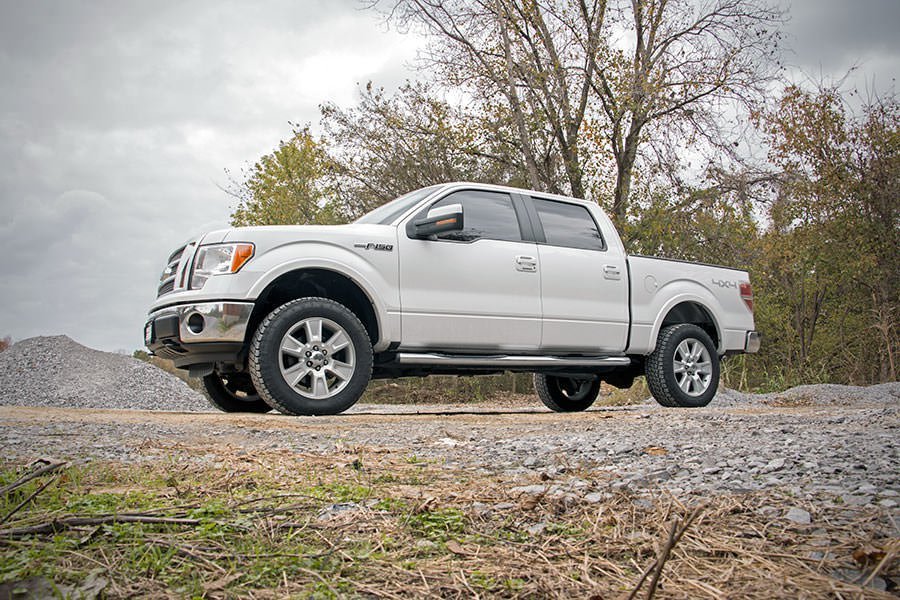 Rough Country - 2 Inch Lift Kit - N3 Struts/N3 - Ford F-150 4WD (2009-2013) - 50004 for 2009-2013 Ford F 150 - installed view