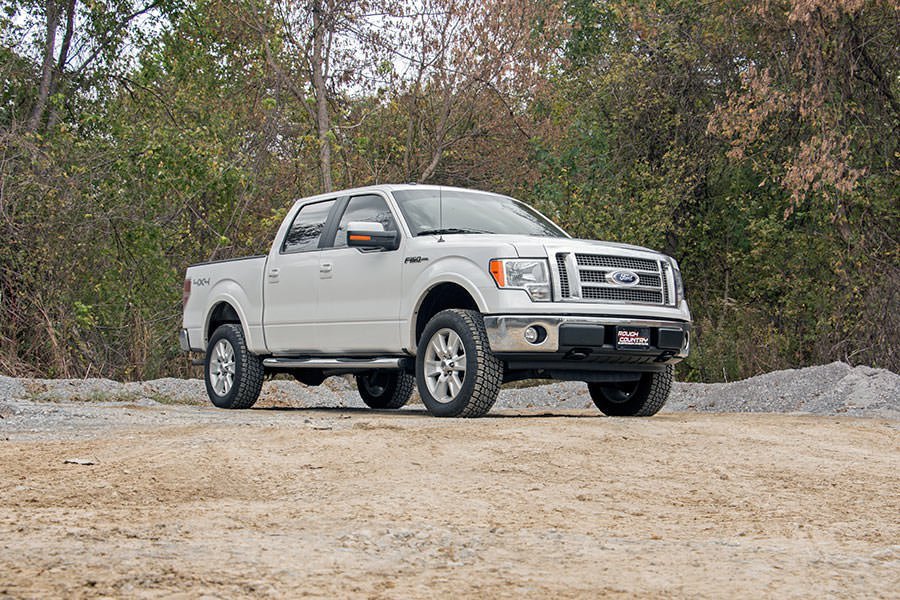 Rough Country - 2 Inch Lift Kit - N3 Struts/N3 - Ford F-150 4WD (2009-2013) - 50004 for 2009-2013 Ford F 150 - angle view