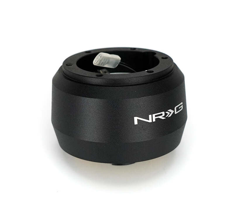 NRG Short Hub 72-76 Porsche 914 - SRK-187H - close-up view 2