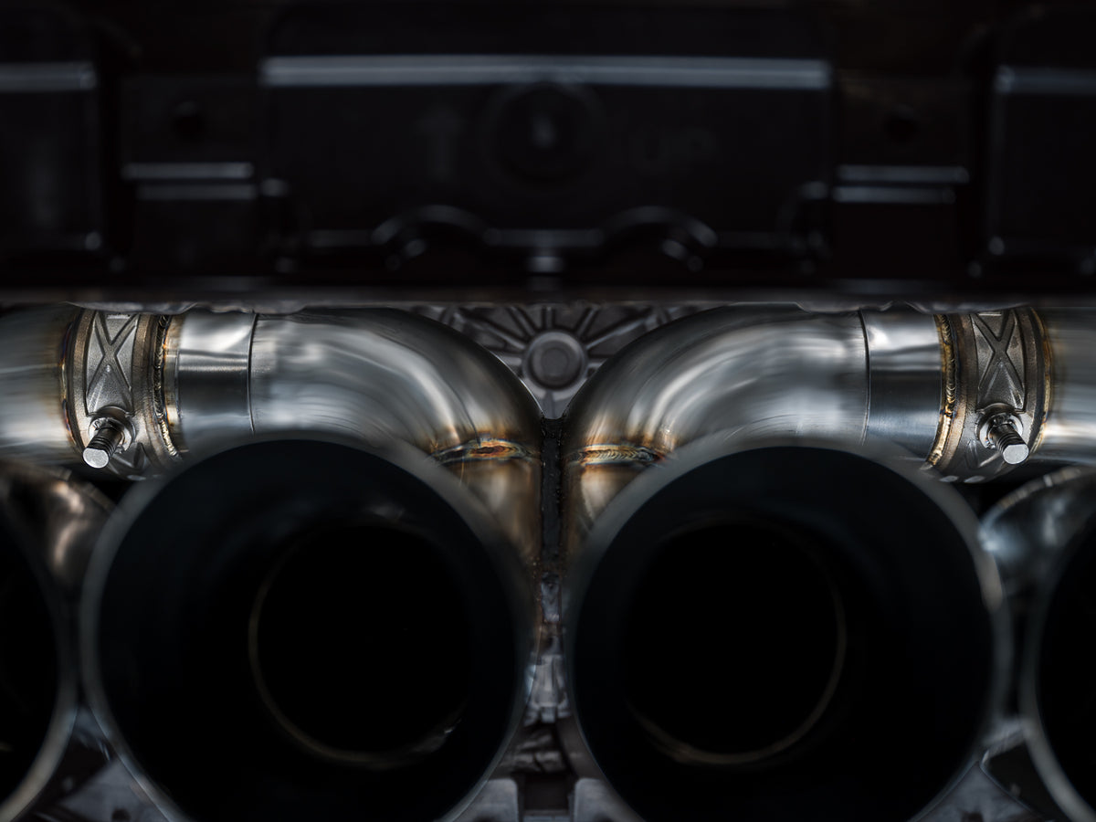AWE 23+ C8 Corvette Z06 SwitchPath Cat-Back Exhaust - Diamond Black Tips - 3025-43906