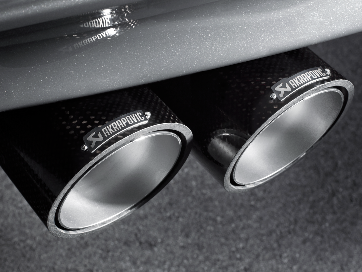 Akrapovic 11-12 BMW 1 Series M Coupe (E82) Slip-On Line (Titanium) w/ Carbon Tips - M-BM/T/4H-C