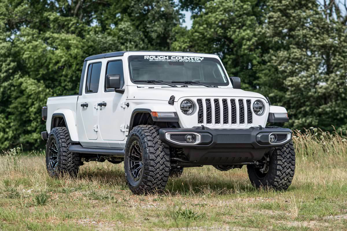 Rough Country - 2.5 Inch Leveling Kits - Springs - M1R - Jeep Gladiator JT 4WD (2020-2023) - 64844 for 2020-2023 Jeep Gladiat