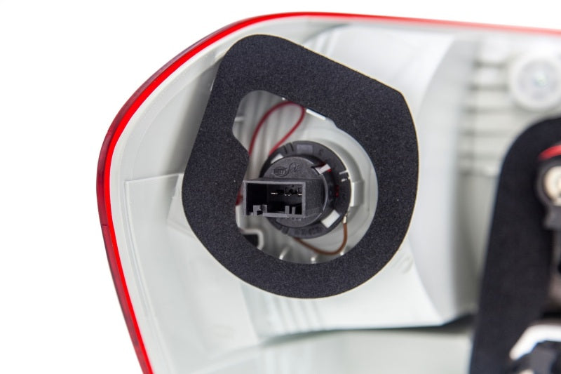 Hella 2008-2011 BMW 1 Series M Right Tail Light - 009615101