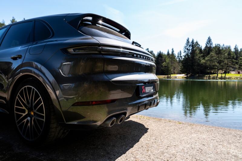 Akrapovic 24-25 Cayenne / E-Hybrid / S E-Hybrid / Coupe (536.2) w/ OPF/GPF - S-PO/T/3H