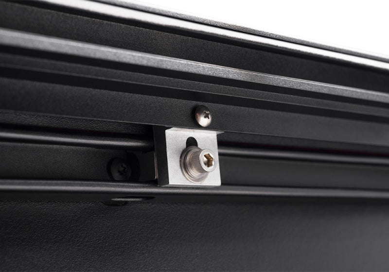 Roll-N-Lock 2024 Toyota Tacoma 5ft M-Series Retractable Tonneau Cover - LG532M