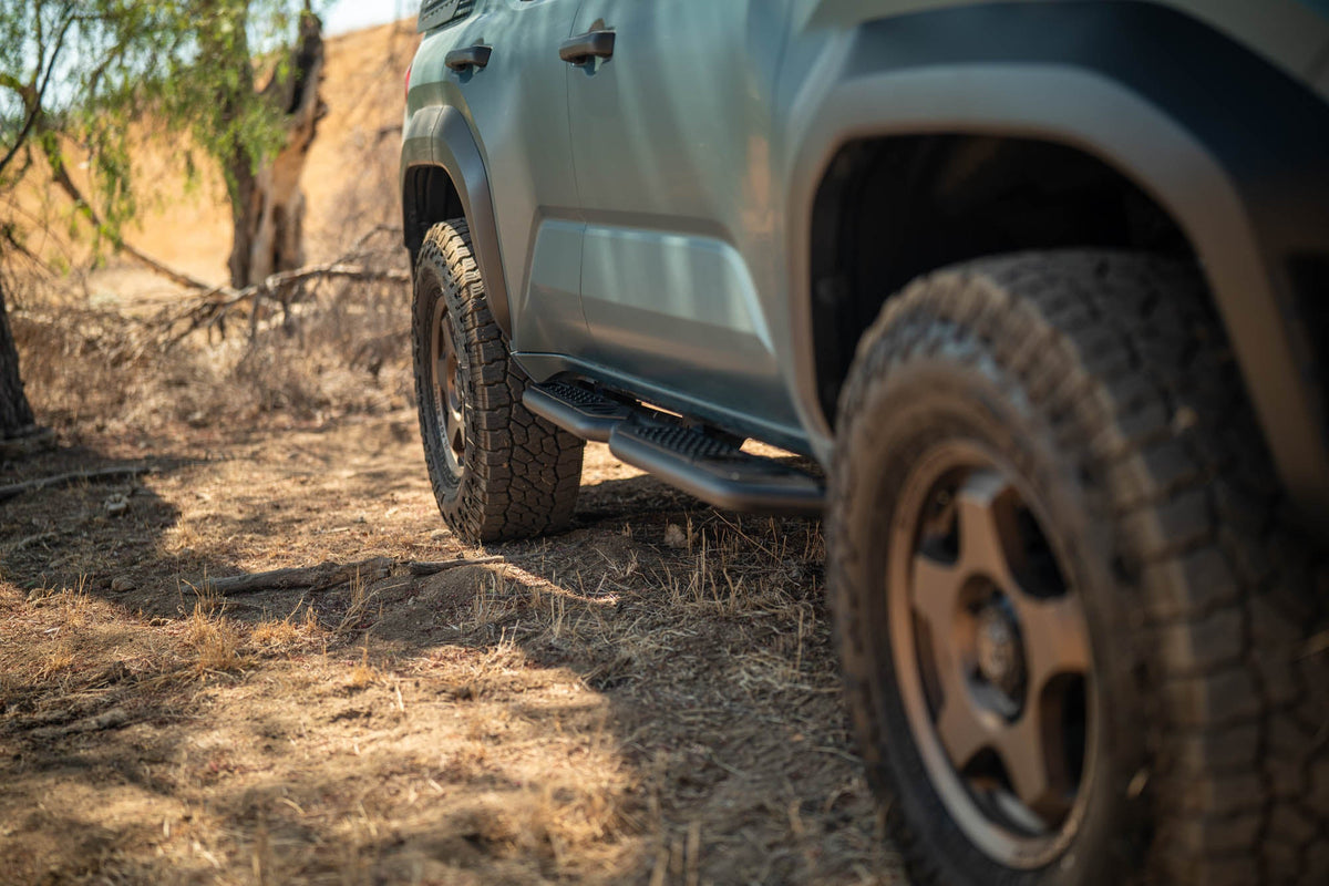 DV8 Offroad - 2025-2026 Toyota 4Runner OE Plus Side Steps - SRTF3-02