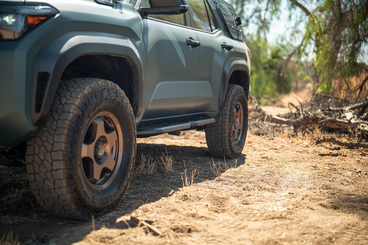 DV8 Offroad - 2025-2026 Toyota 4Runner OE Plus Side Steps - SRTF3-02