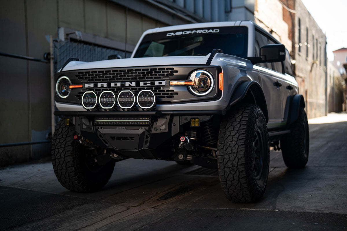 DV8 Offroad - 7-Inch Halo Elite Round Light w/ Accent Halo - BE7RW108W-H