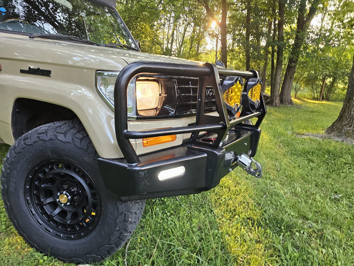 DOBINSONS BULL BAR CLASSIC BLACK FOR TOYOTA LAND CRUISER 70 SERIES 1984-2006 - BU59-3515