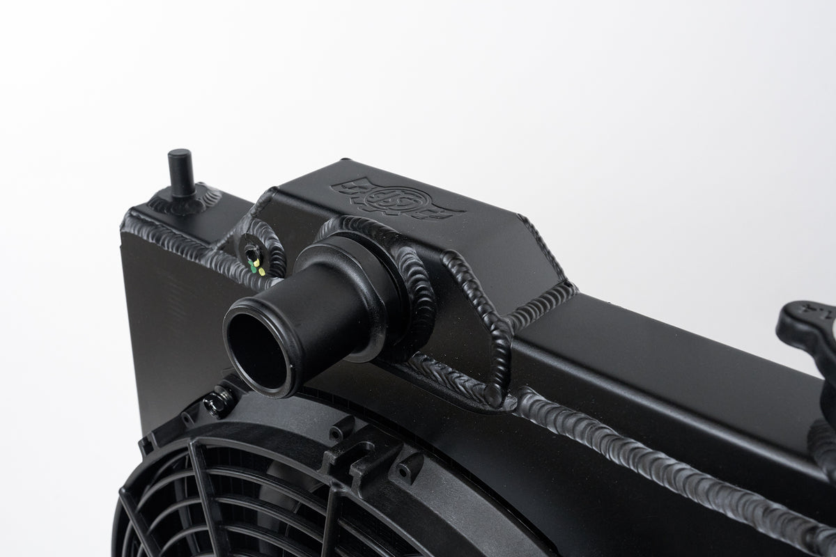 CSF 96-07 Mitsubishi Evo 4/5/6/7/8/9 Full-Slim Radiator w/12in Fan & Shroud/-16AN - Black - 7075B