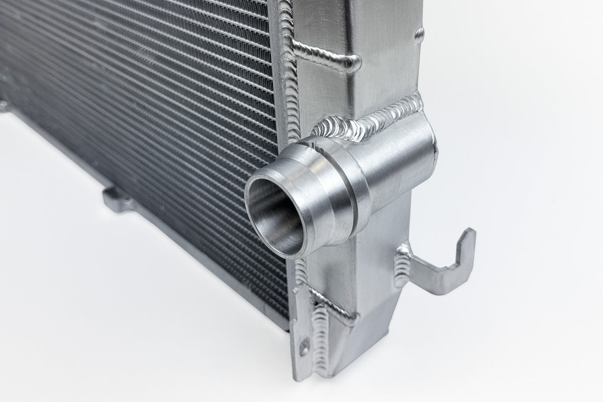 CSF Porsche 955/957 Cayenne / Audi Q7 / VW Touareg Heavy-Duty Performance Radiator - 7227